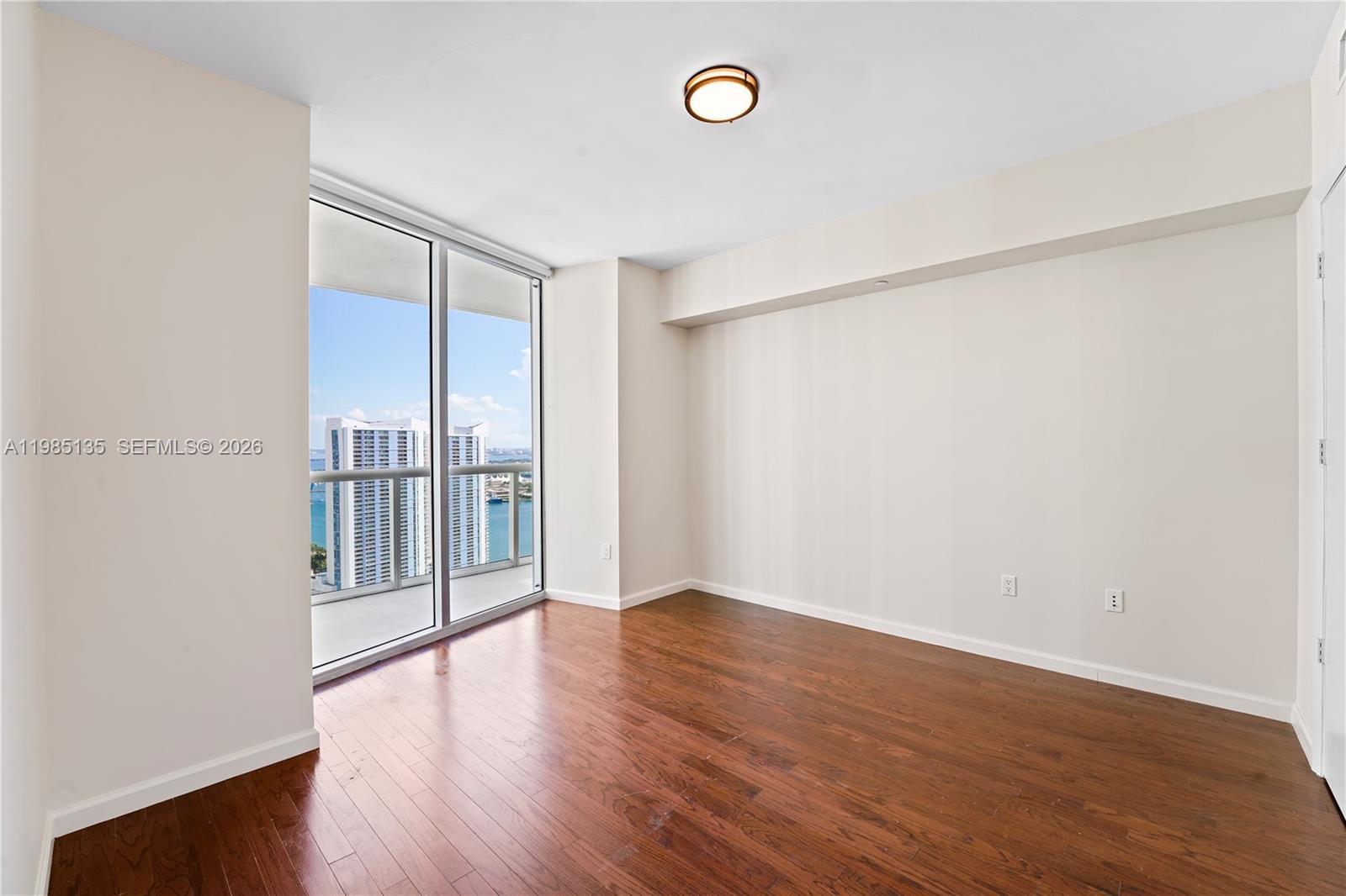 495 Brickell Ave #3904, Miami FL 33131