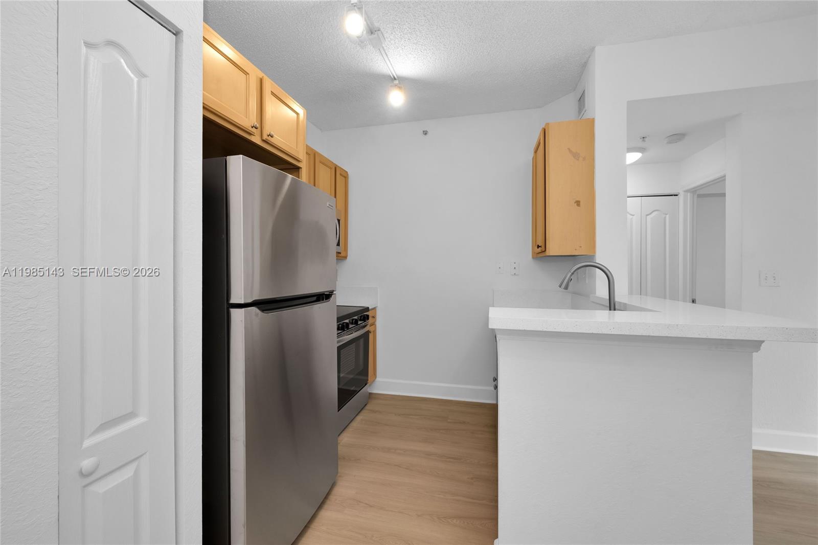 6001 SW 70 Street #208, South Miami FL 33143