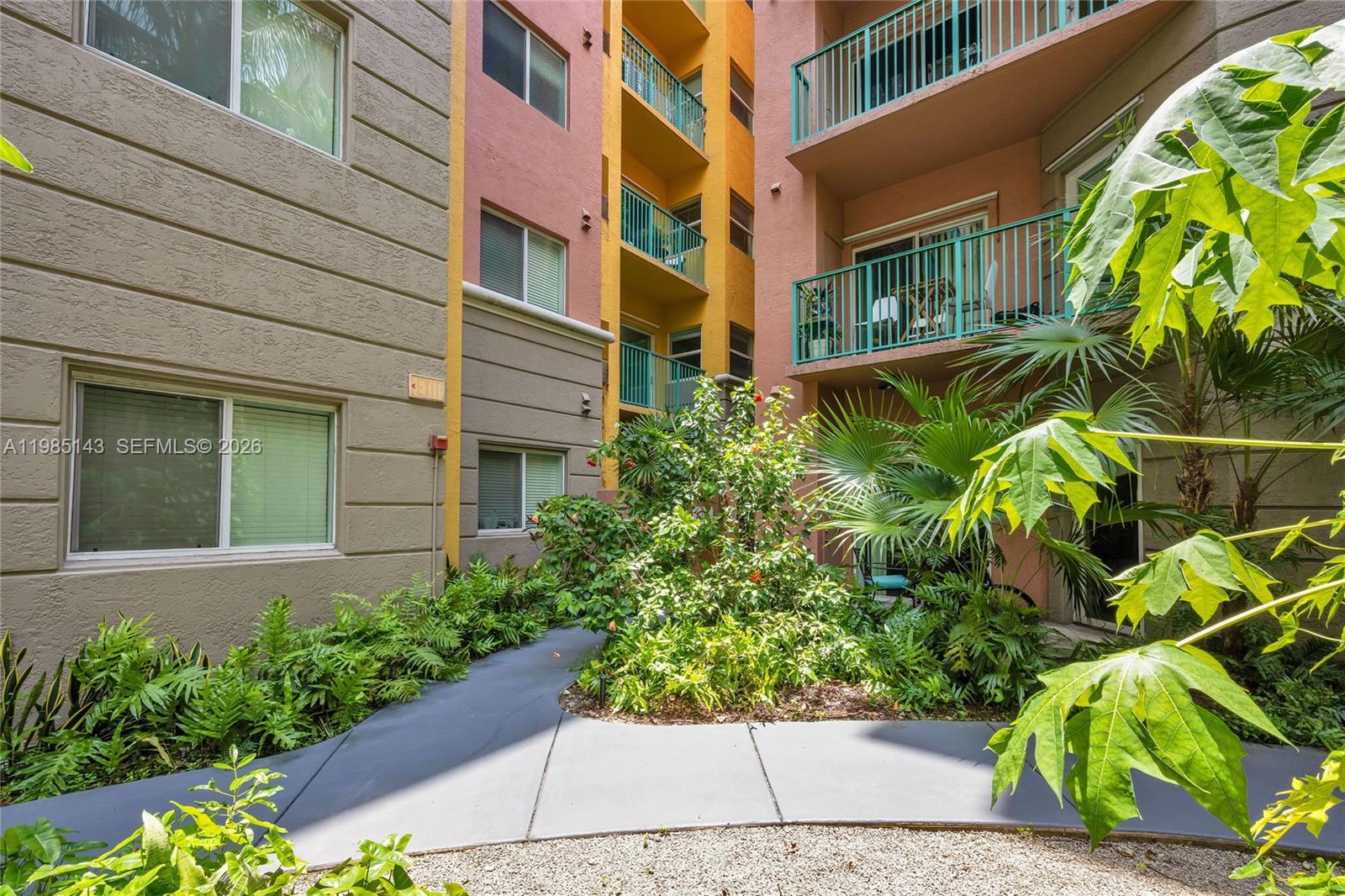 6001 SW 70 Street #208, South Miami FL 33143