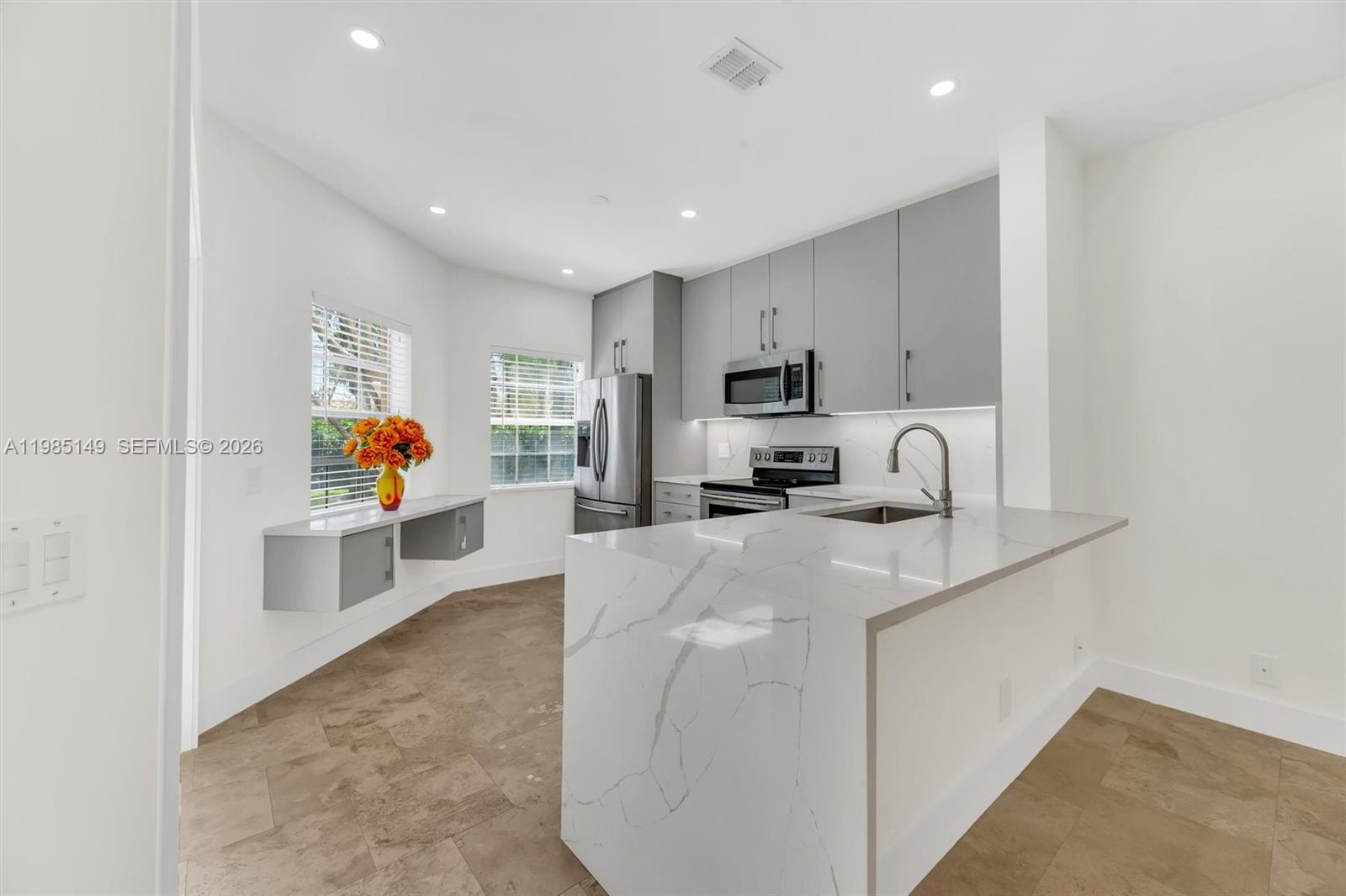 6538 Via Regina #9, Boca Raton FL 33433