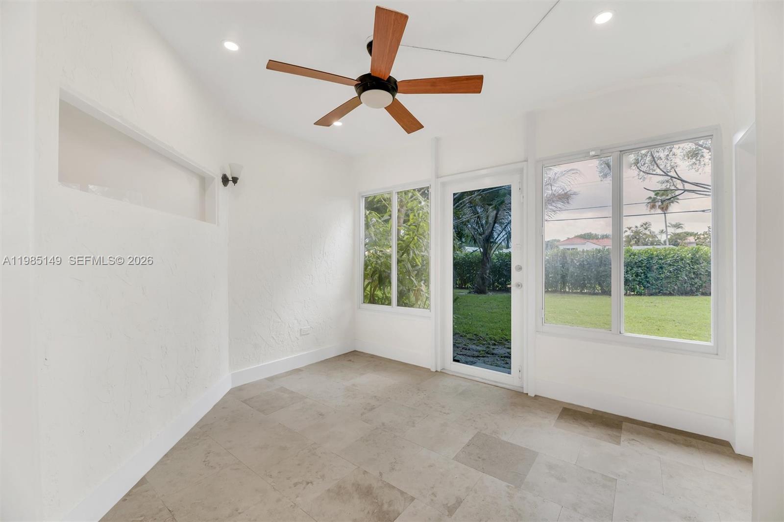 6538 Via Regina #9, Boca Raton FL 33433