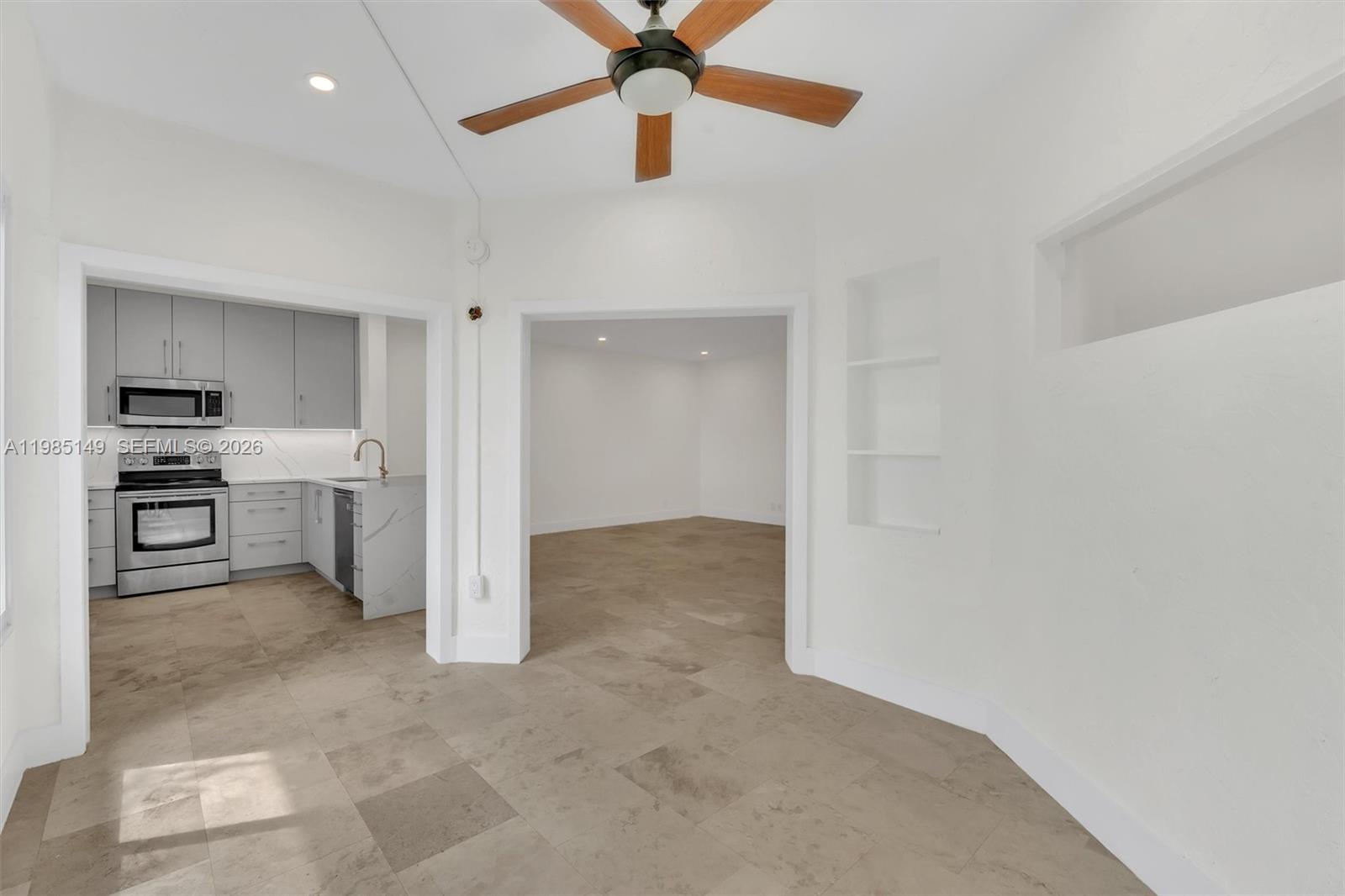 6538 Via Regina #9, Boca Raton FL 33433