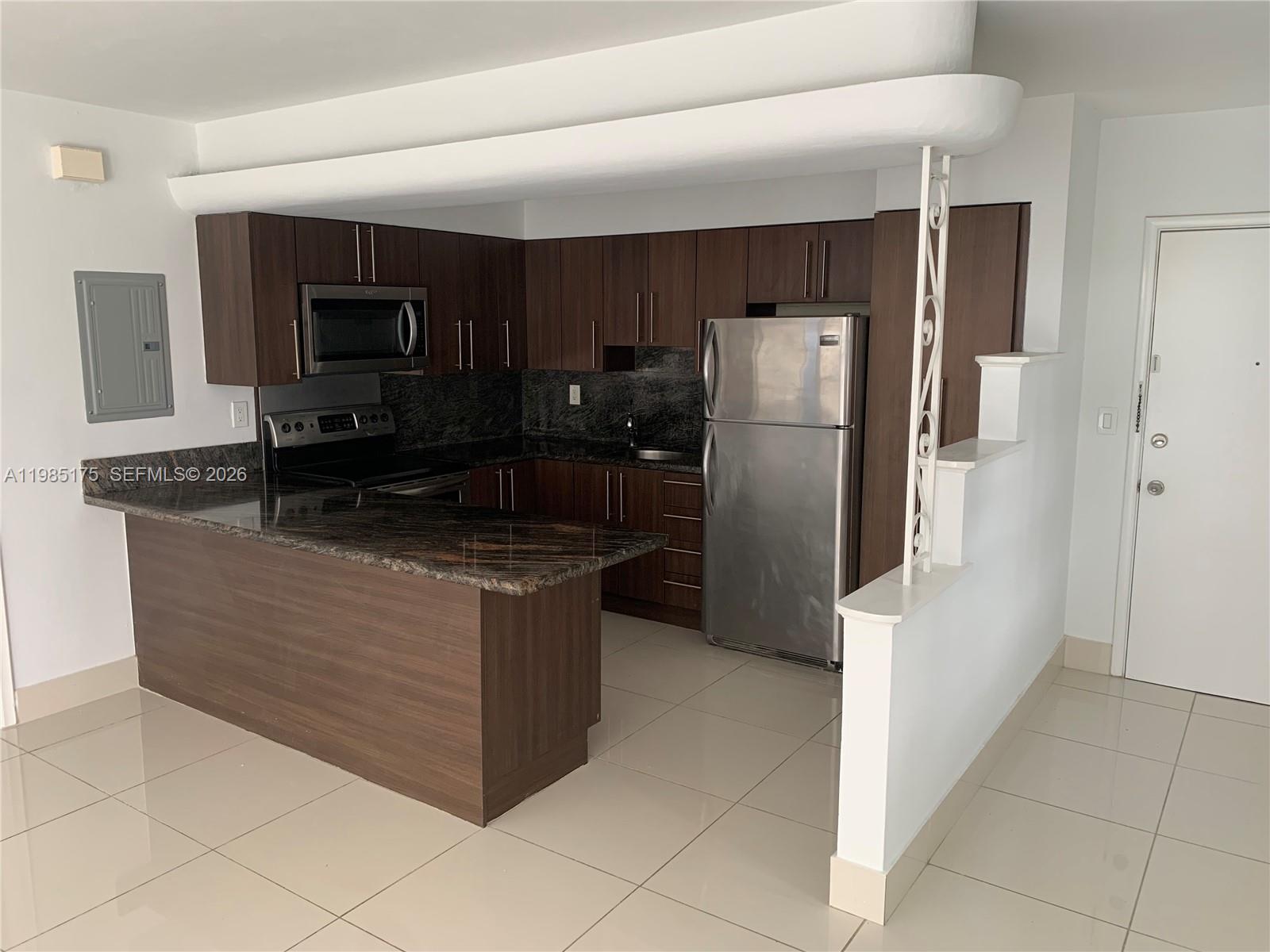 315 MAJORCA AV #1, Coral Gables FL 33134