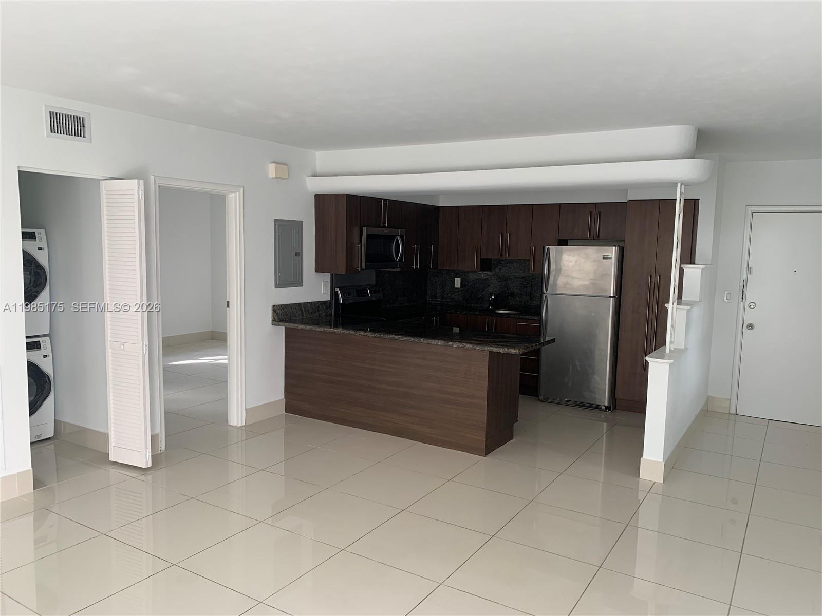 315 MAJORCA AV #1, Coral Gables FL 33134