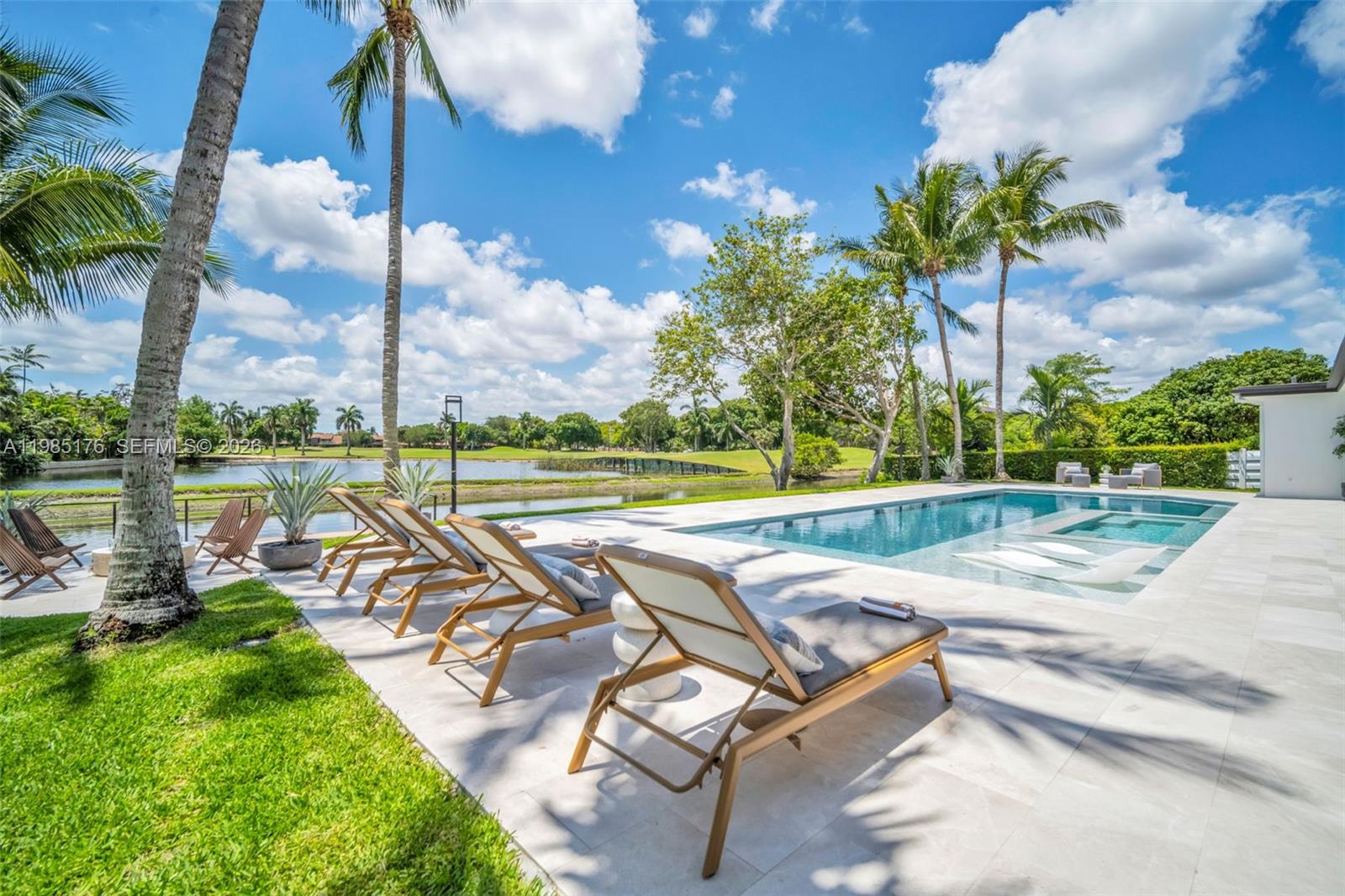 4430 Casper Ct, Hollywood FL 33021