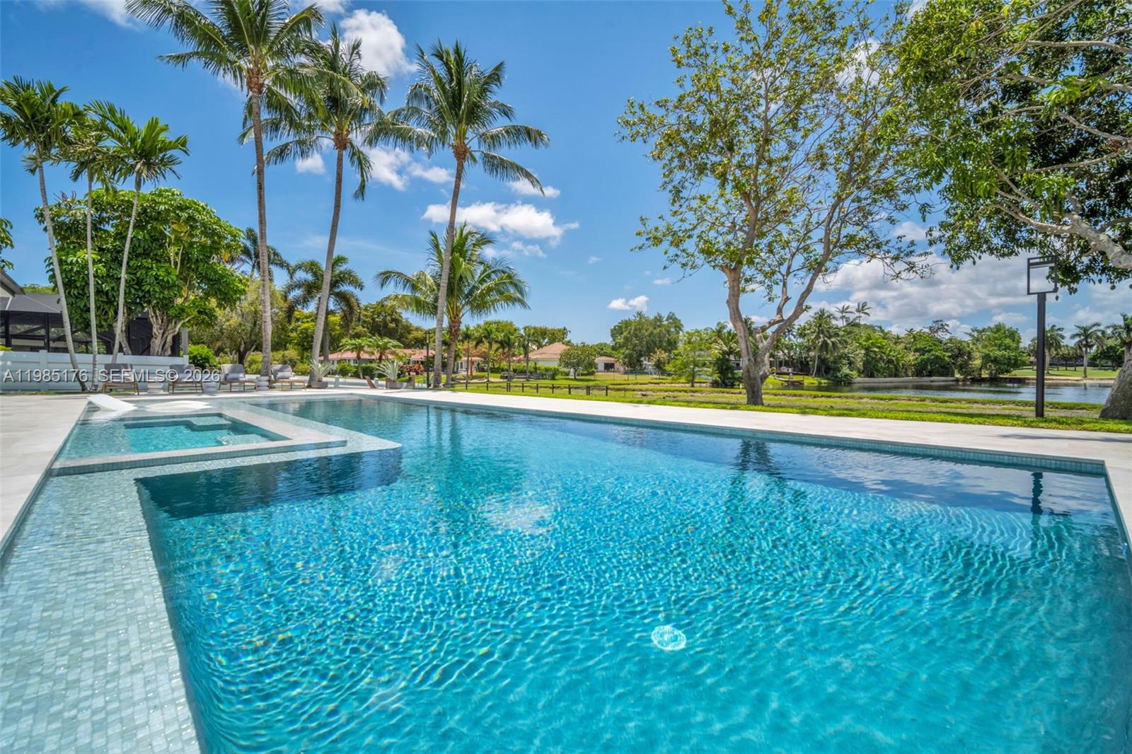 4430 Casper Ct, Hollywood FL 33021