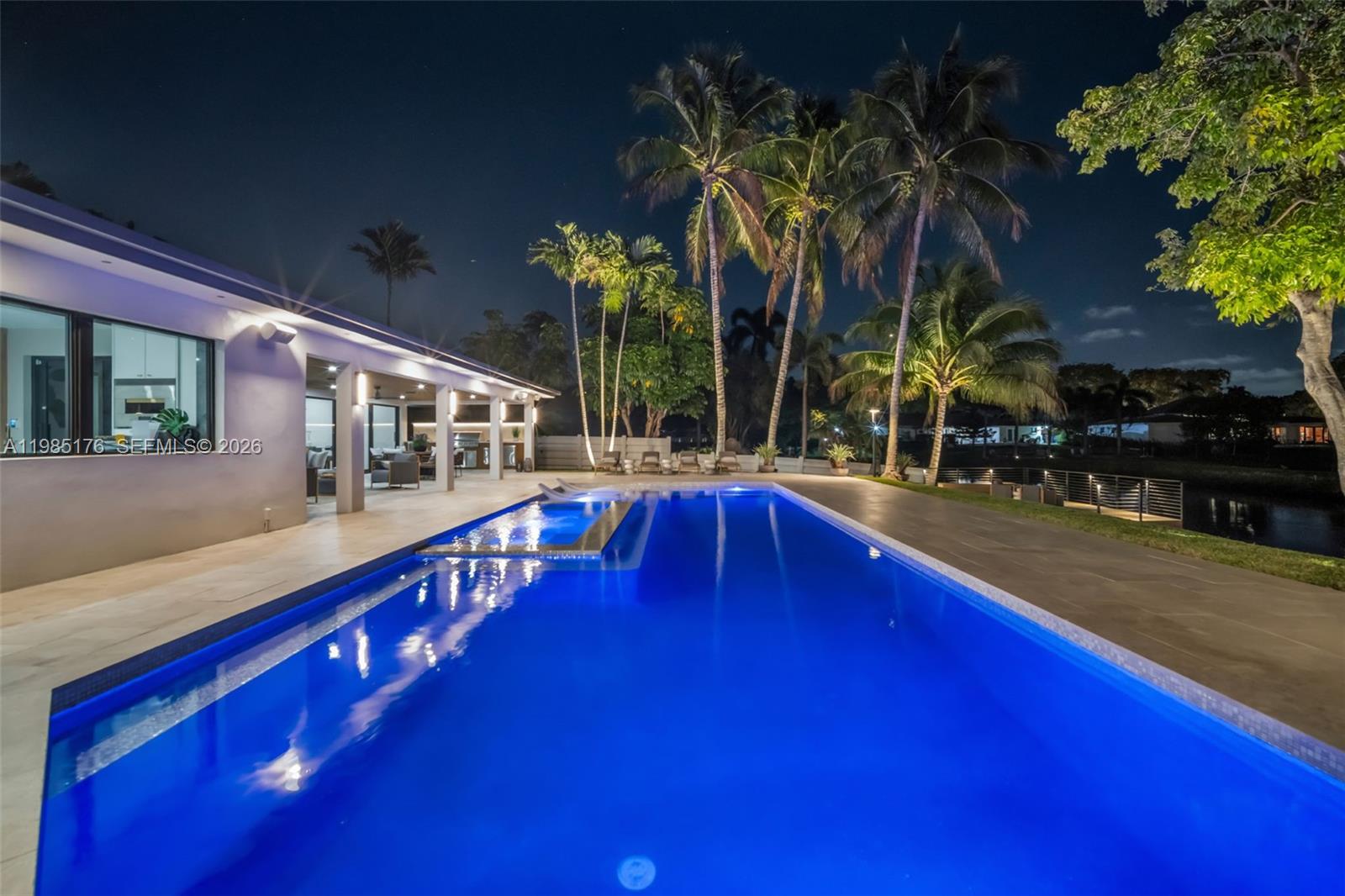 4430 Casper Ct, Hollywood FL 33021