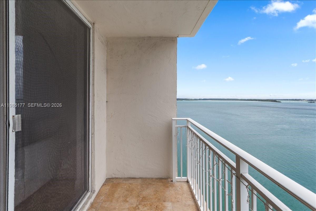 770 Claughton Island Dr #1614, Miami FL 33131