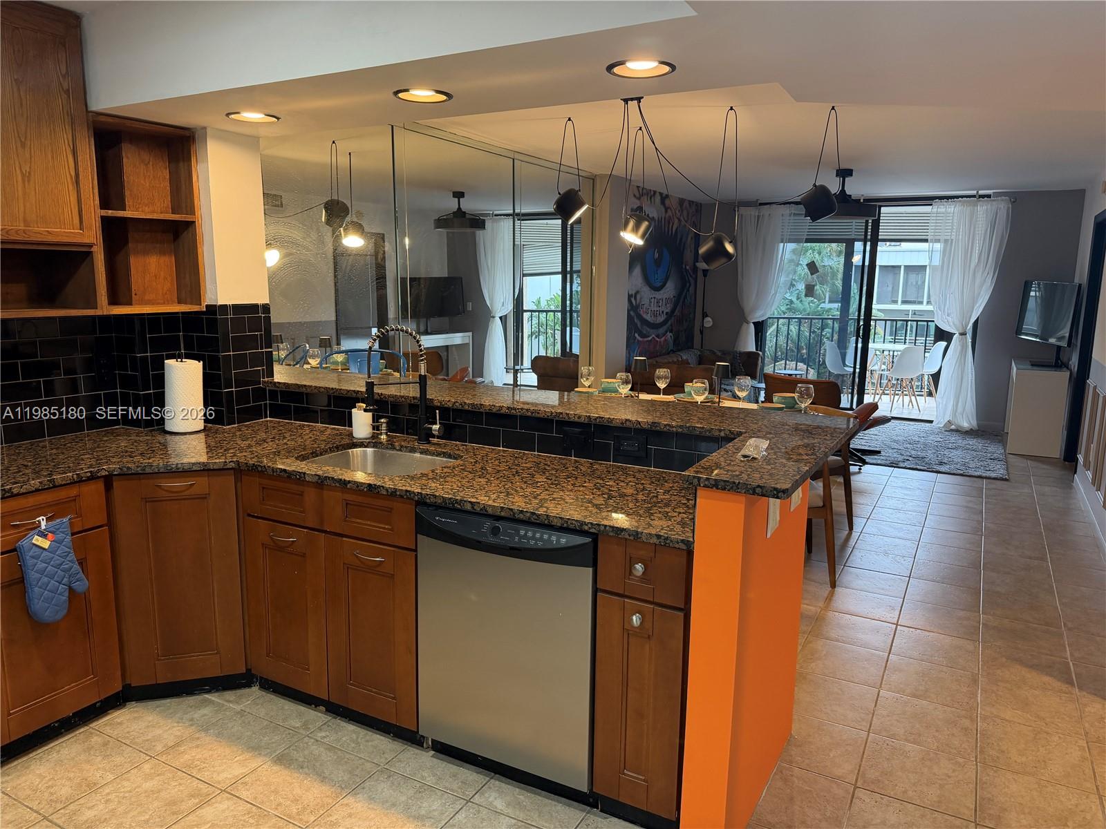 896 N Federal Hwy #326, Lantana FL 33462