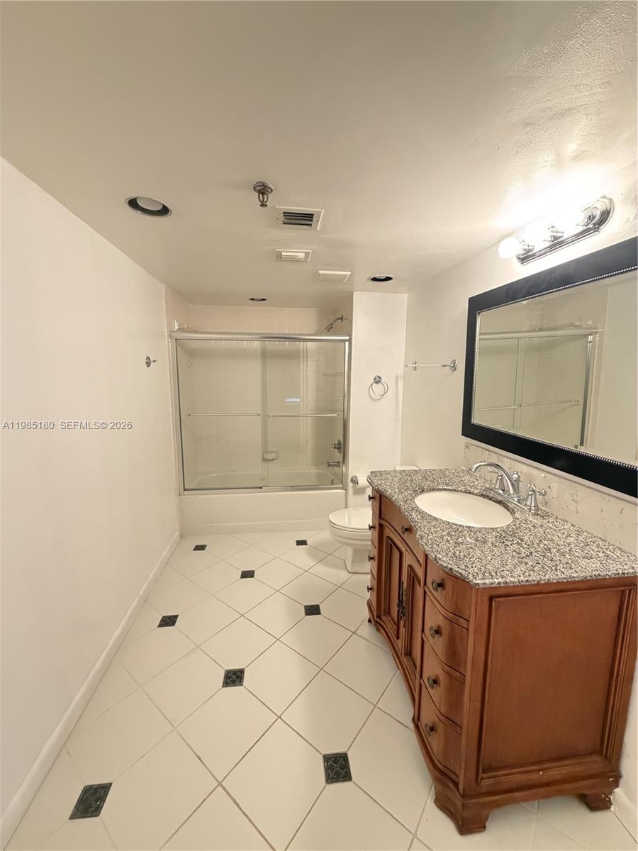 896 N Federal Hwy #326, Lantana FL 33462