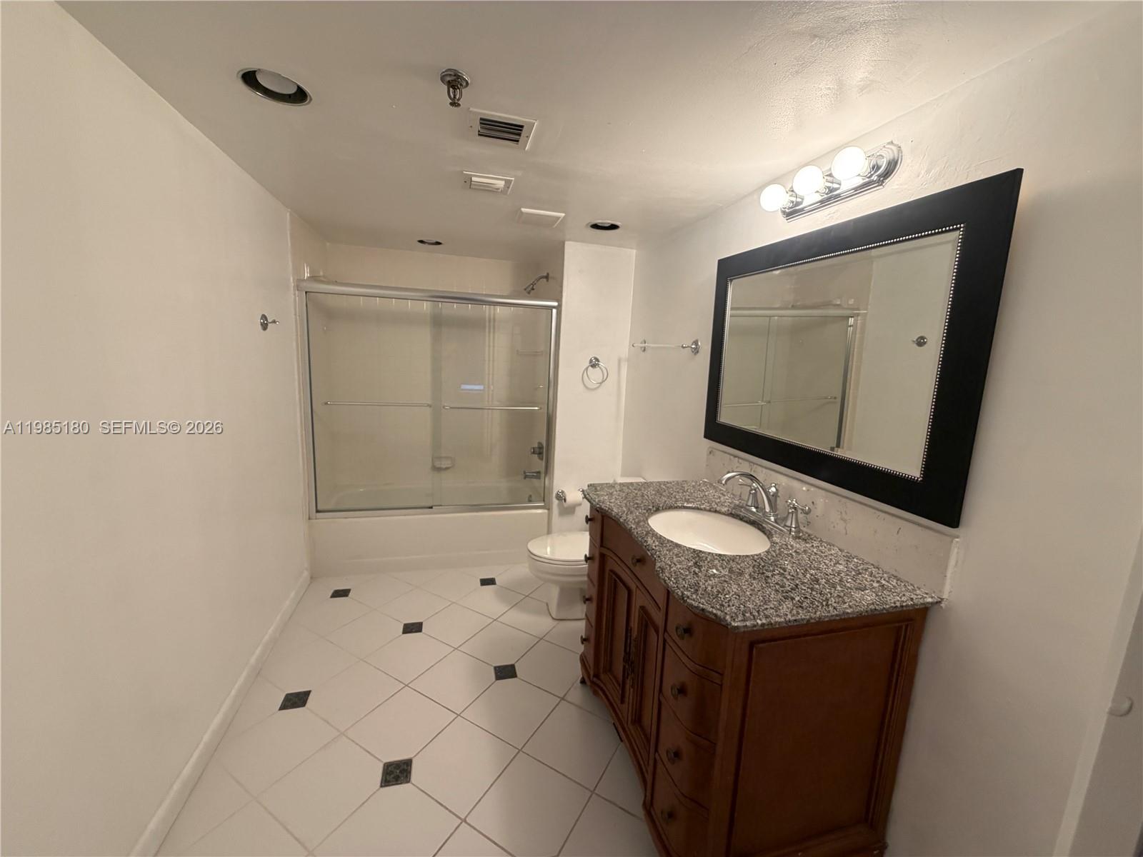 896 N Federal Hwy #326, Lantana FL 33462