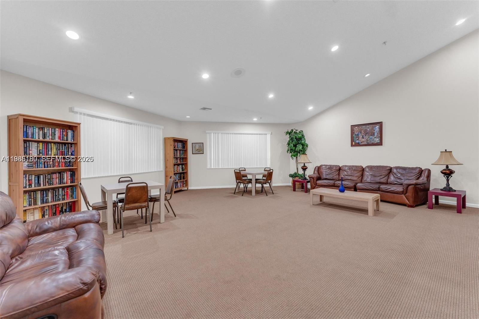 896 N Federal Hwy #326, Lantana FL 33462