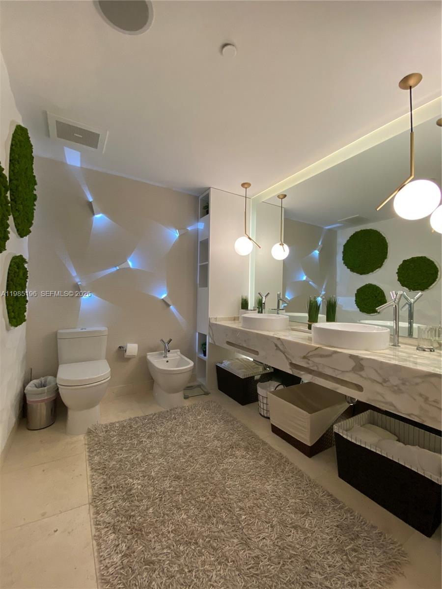 495 Brickell Ave #4608, Miami FL 33131