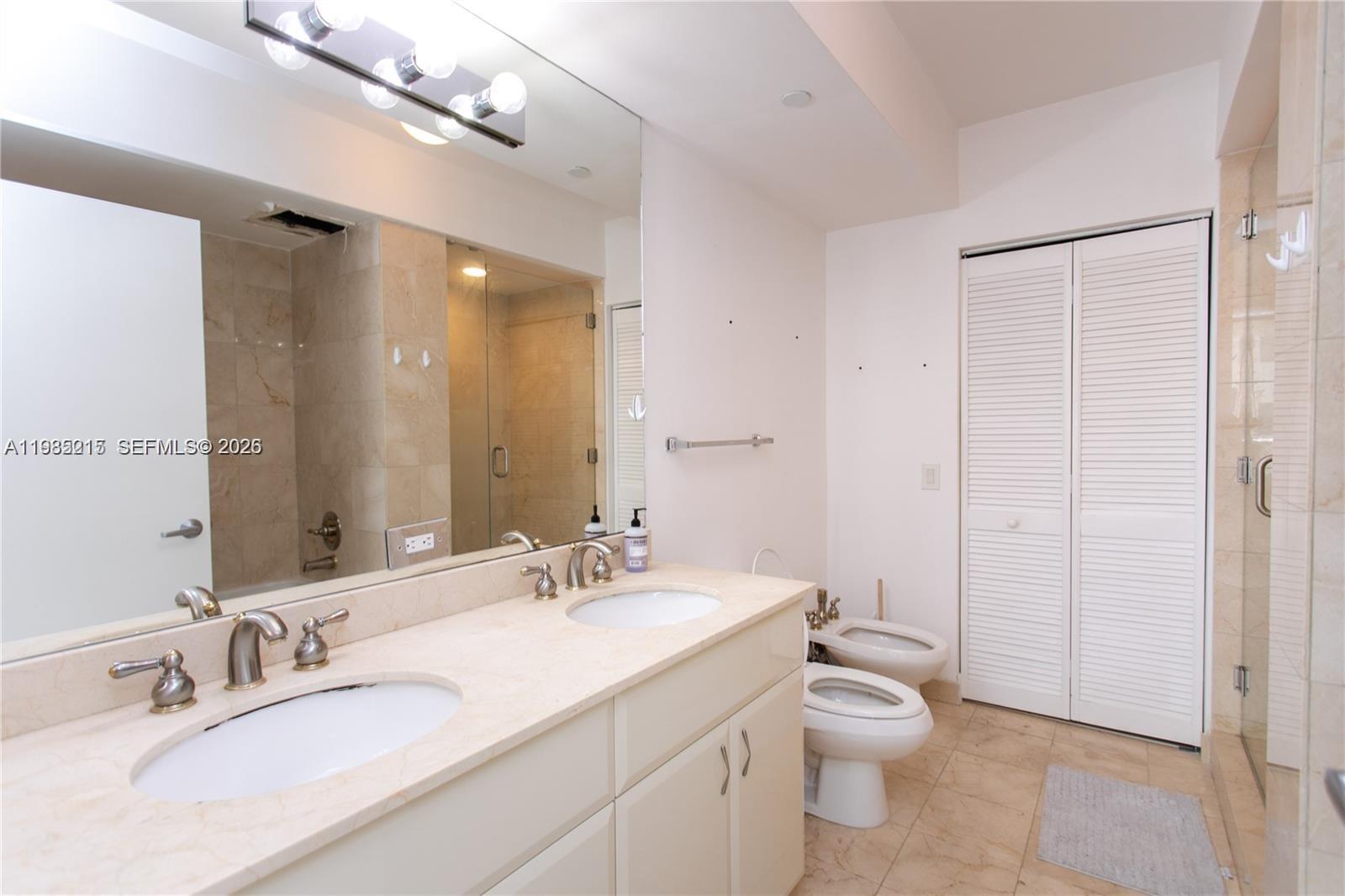 6365 Collins Ave #806, Miami Beach FL 33141