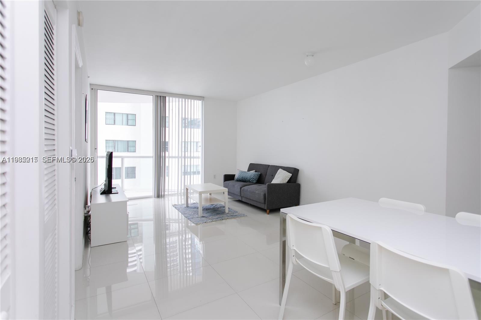 6365 Collins Ave #806, Miami Beach FL 33141