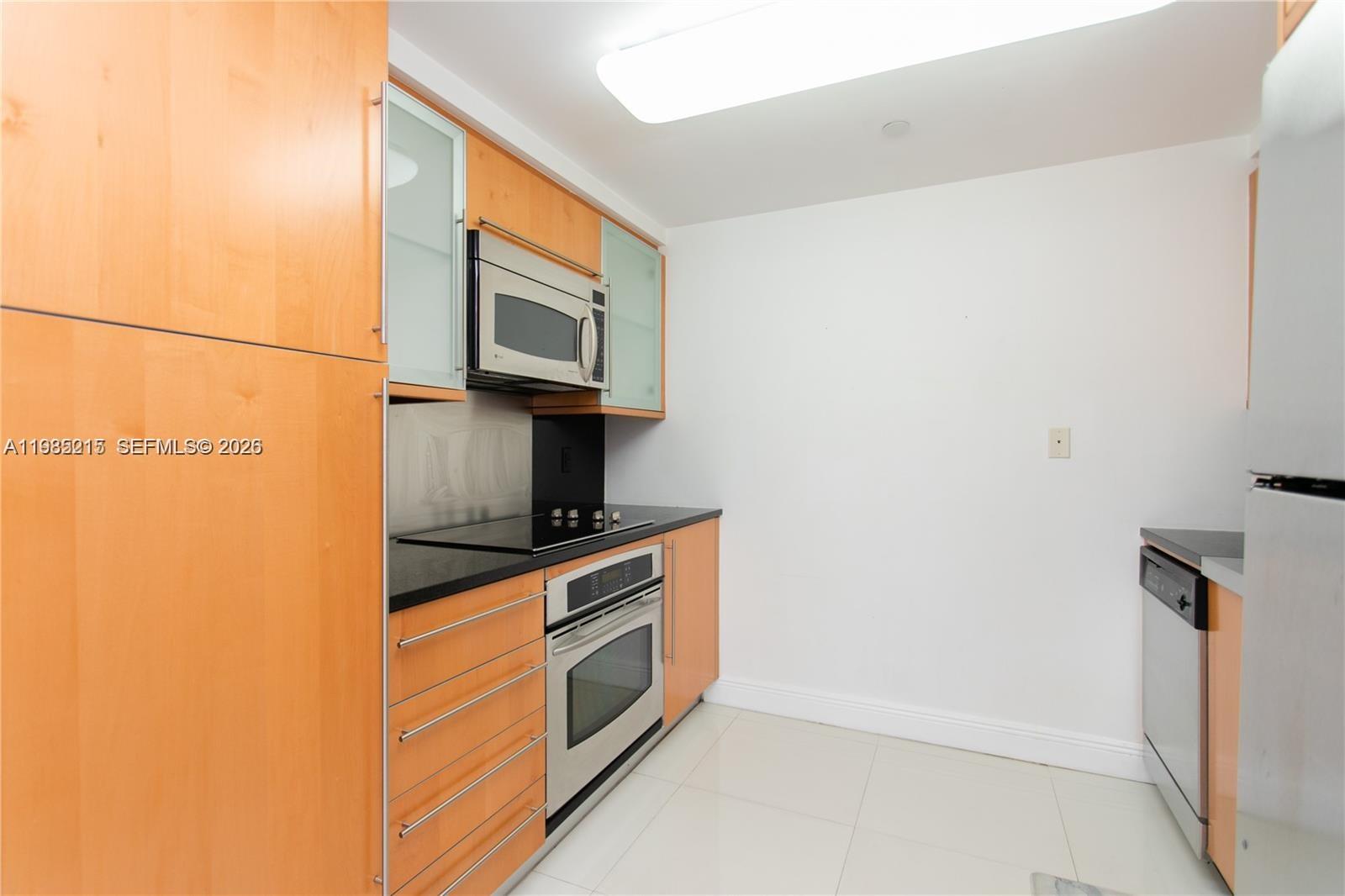6365 Collins Ave #806, Miami Beach FL 33141