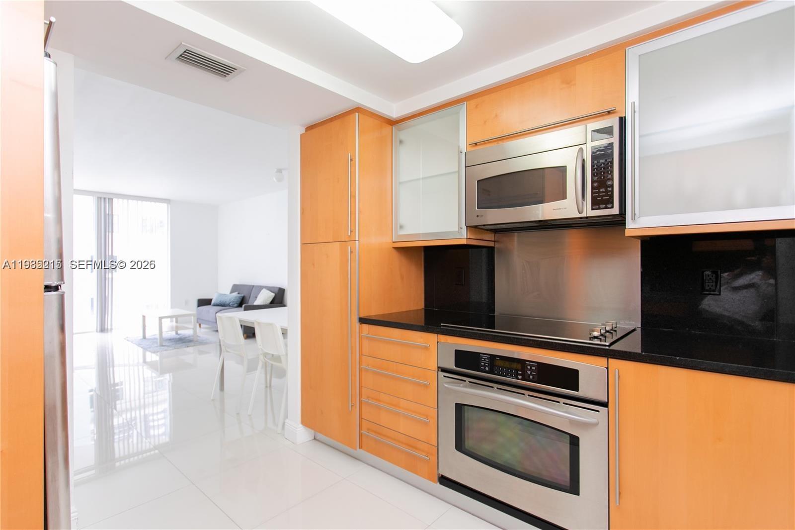6365 Collins Ave #806, Miami Beach FL 33141