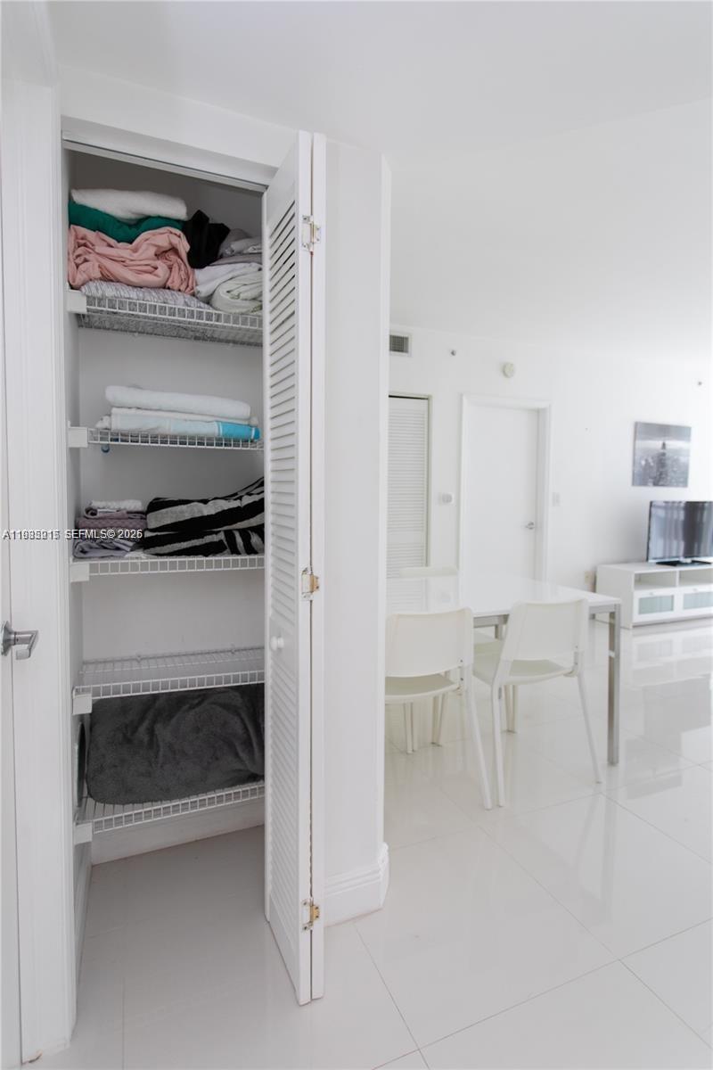 6365 Collins Ave #806, Miami Beach FL 33141
