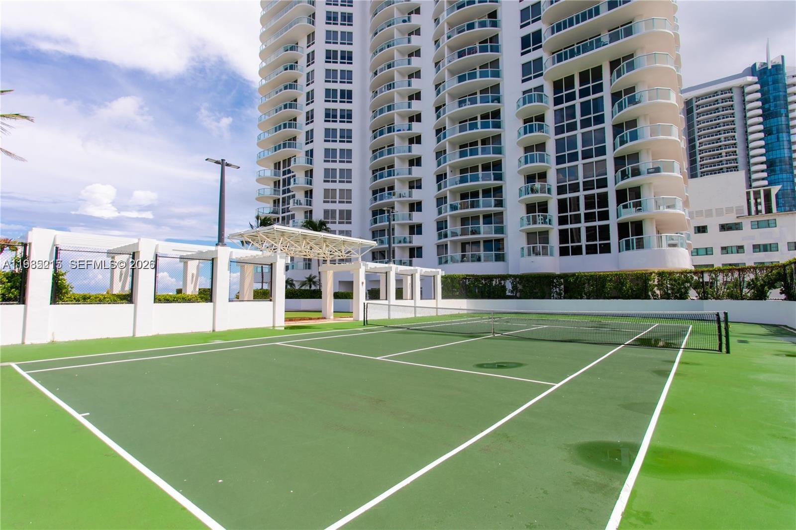 6365 Collins Ave #806, Miami Beach FL 33141