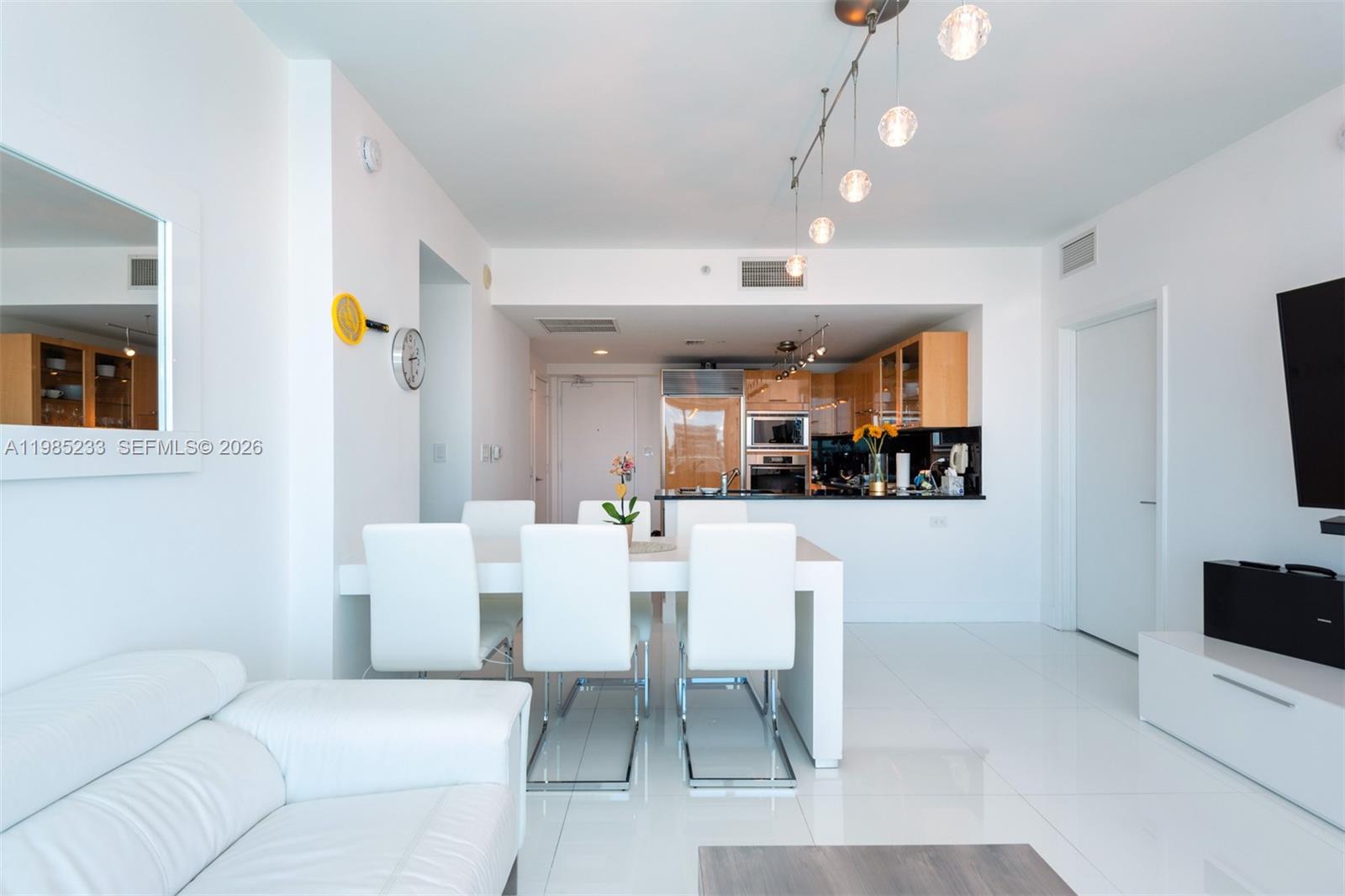 6799 Collins Ave #906, Miami Beach FL 33141