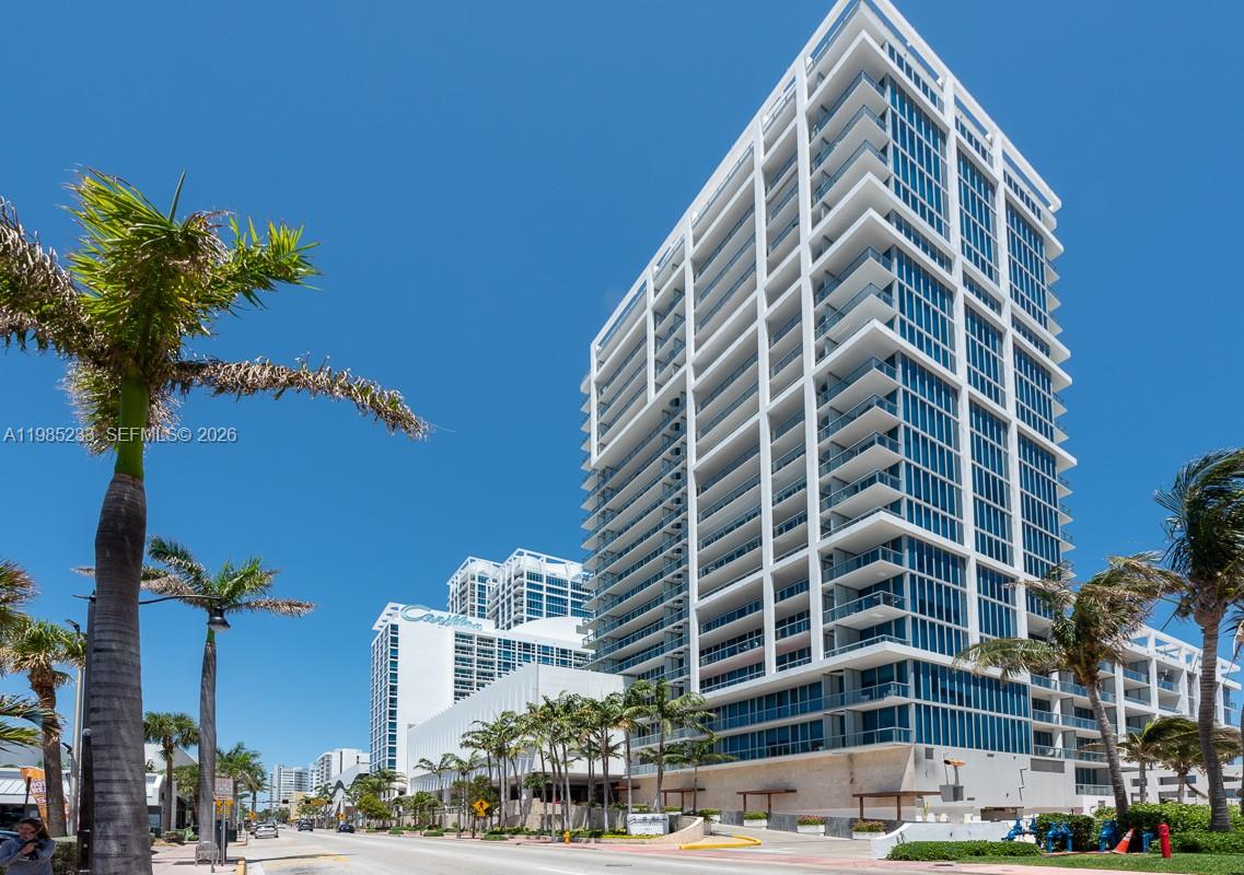 6799 Collins Ave #906, Miami Beach FL 33141