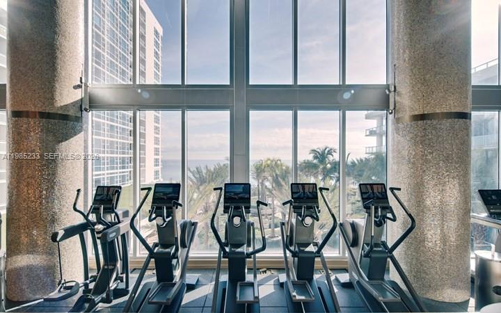 6799 Collins Ave #906, Miami Beach FL 33141