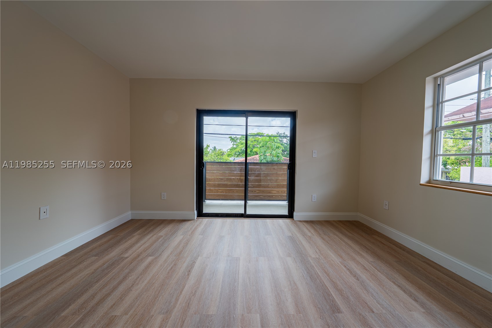 370 Flagami Blvd, Miami FL 33144
