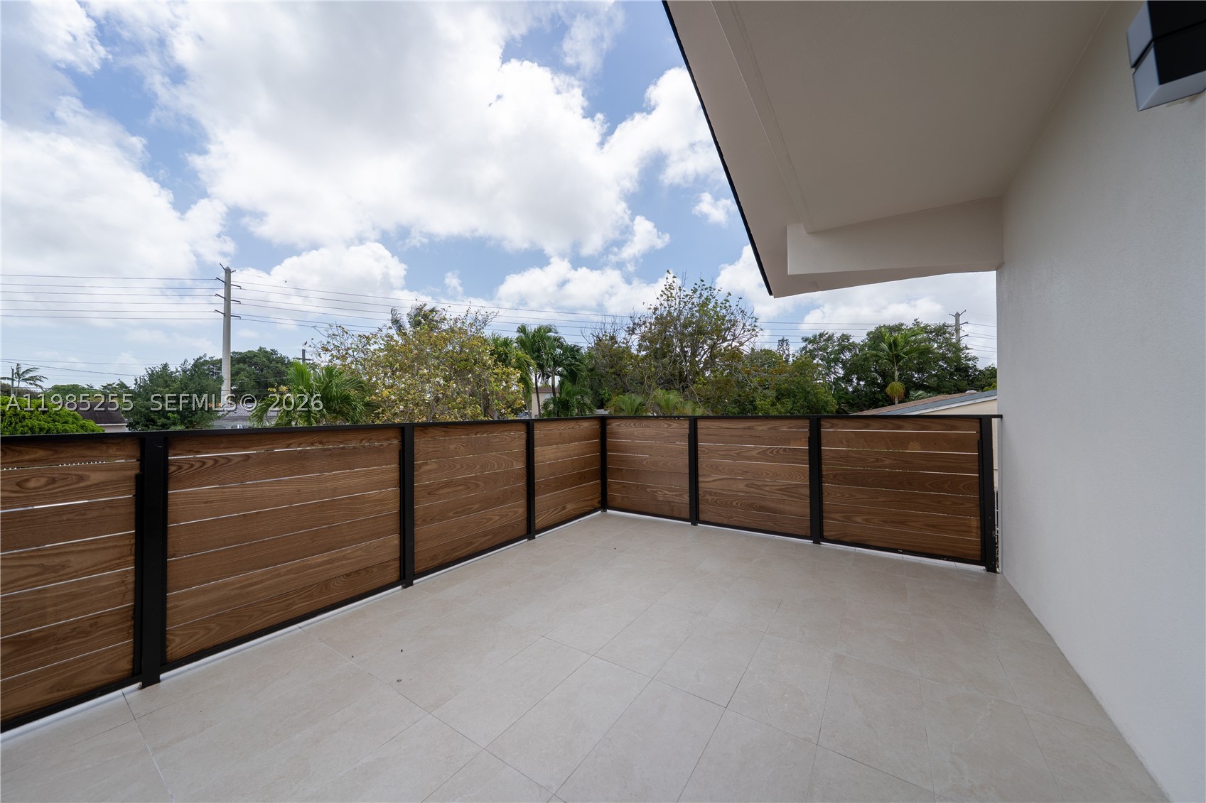 370 Flagami Blvd, Miami FL 33144