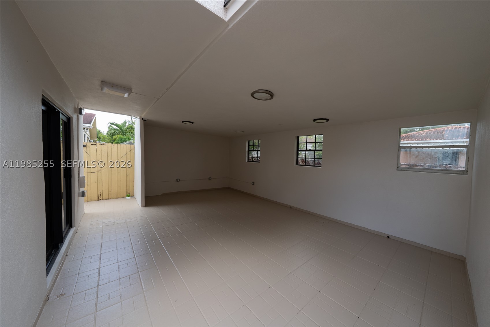 370 Flagami Blvd, Miami FL 33144