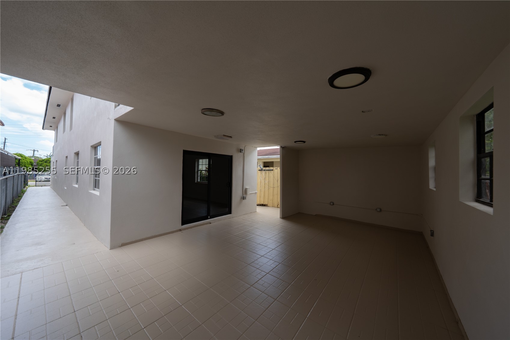 370 Flagami Blvd, Miami FL 33144