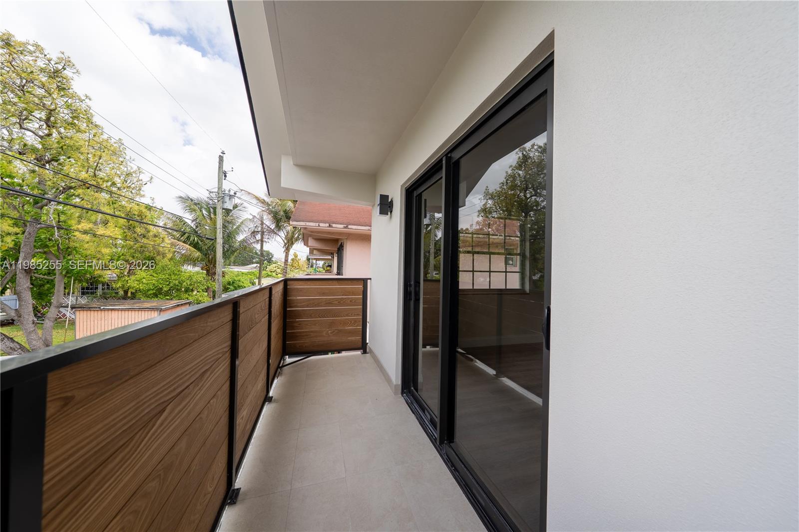 370 Flagami Blvd, Miami FL 33144