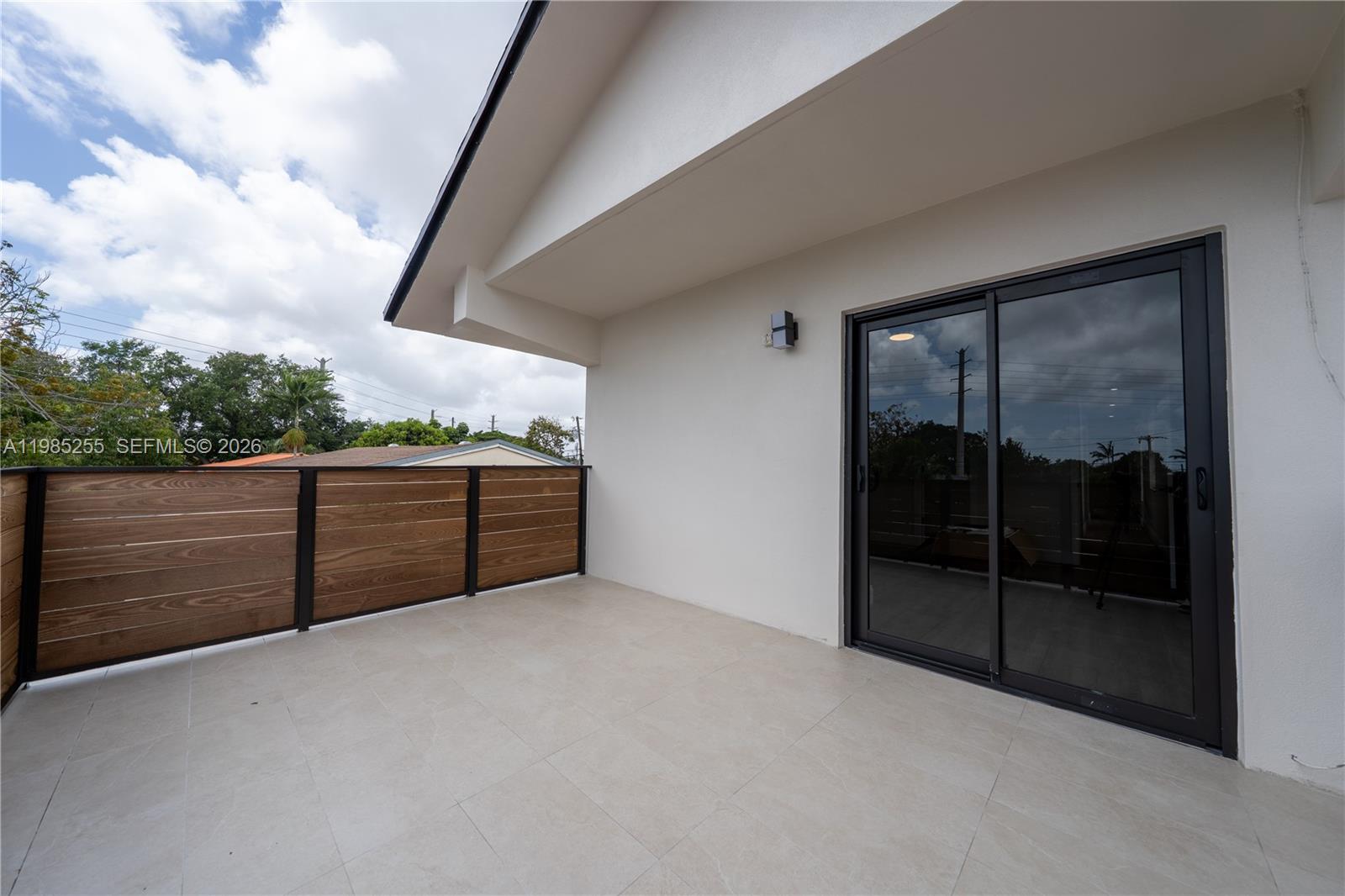 370 Flagami Blvd, Miami FL 33144