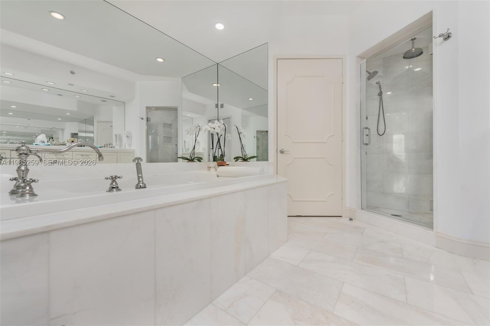 781 CRANDON BLVD #1603, Key Biscayne FL 33149