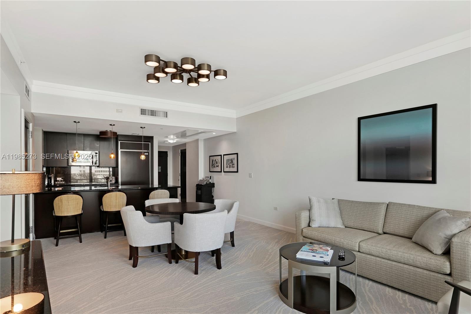 4391 Collins Ave #307, Miami Beach FL 33140