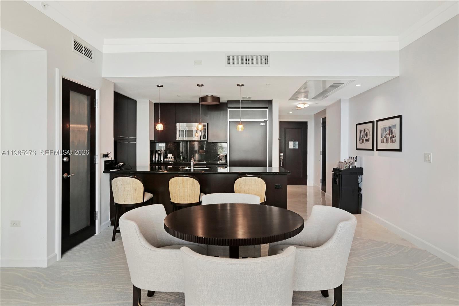 4391 Collins Ave #307, Miami Beach FL 33140