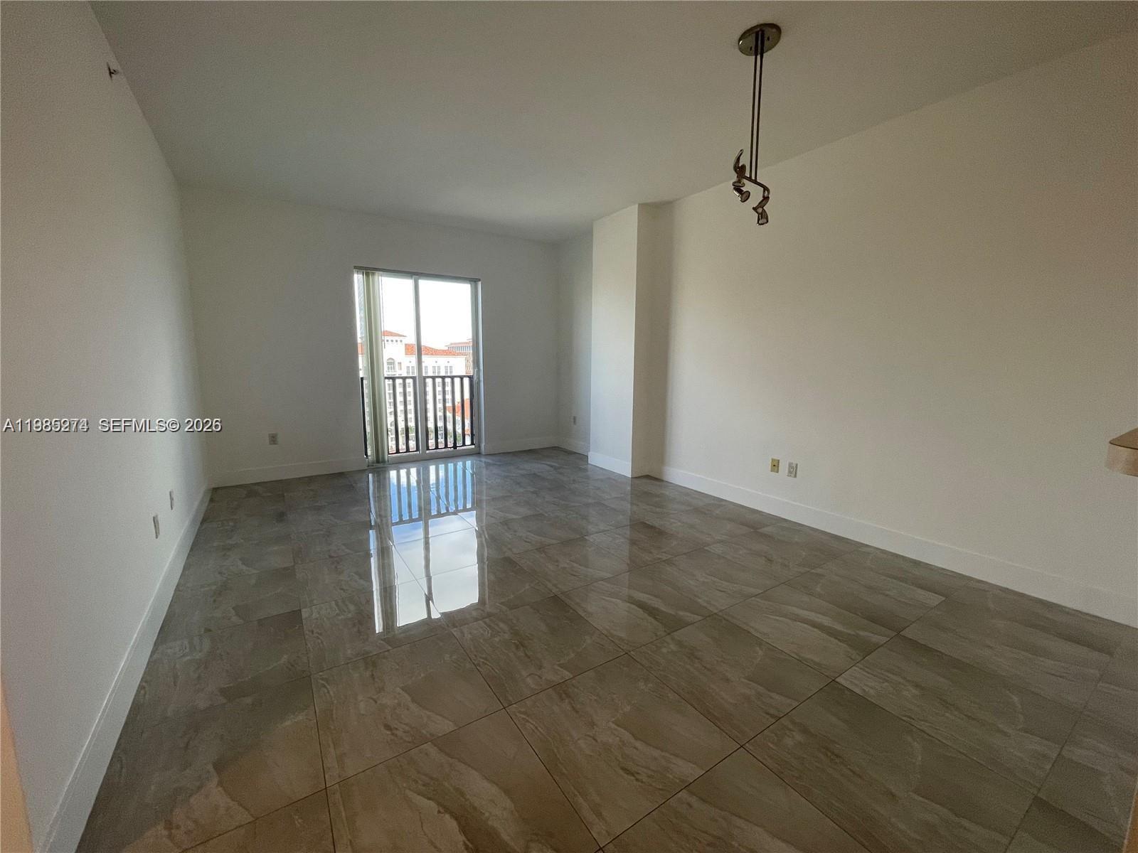 10 Aragon Ave #1412, Coral Gables FL 33134
