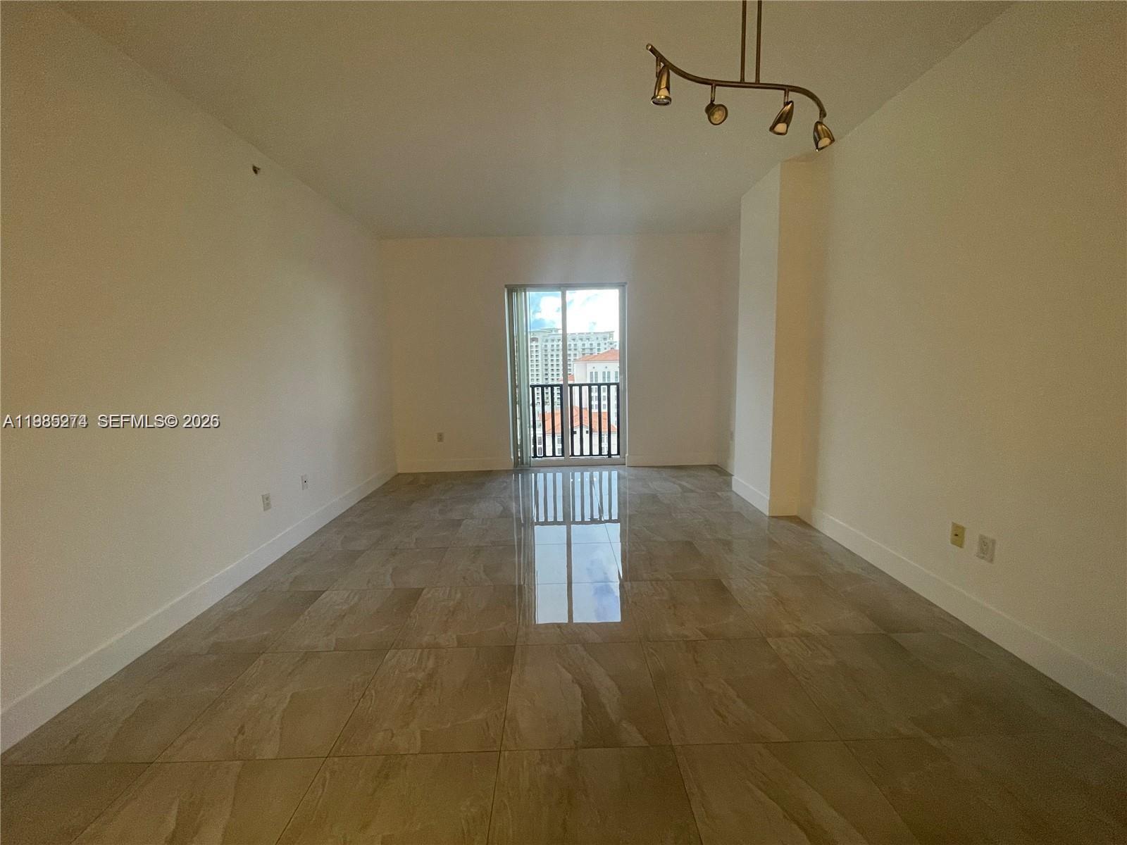 10 Aragon Ave #1412, Coral Gables FL 33134