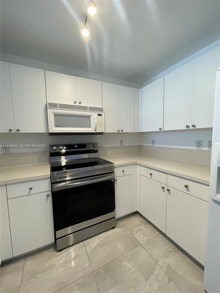 10 Aragon Ave #1412, Coral Gables FL 33134