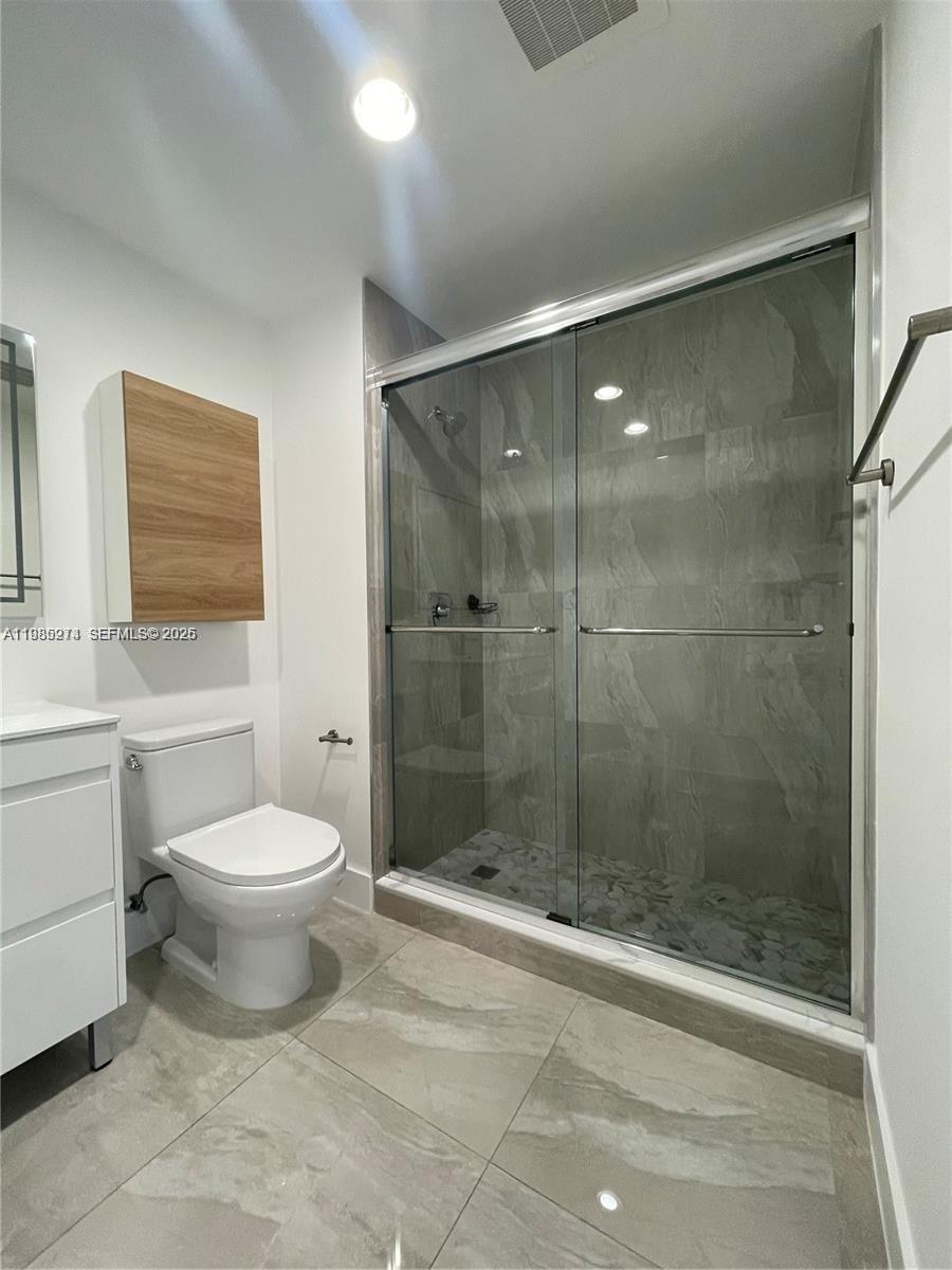 10 Aragon Ave #1412, Coral Gables FL 33134