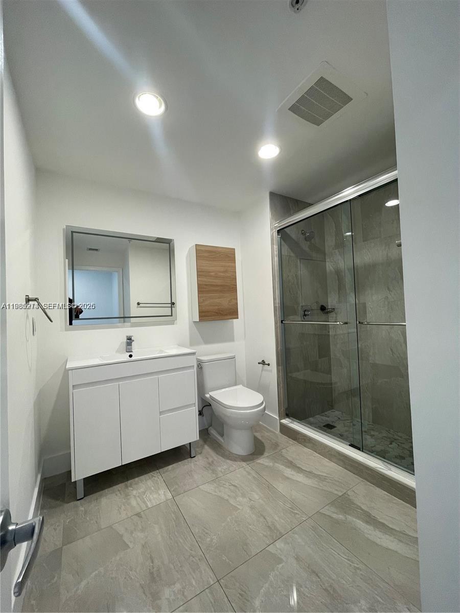 10 Aragon Ave #1412, Coral Gables FL 33134