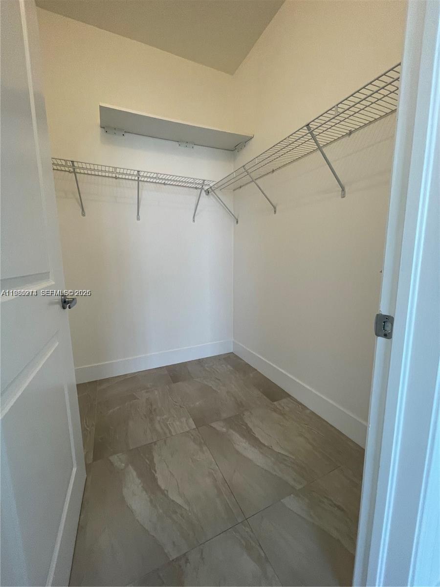 10 Aragon Ave #1412, Coral Gables FL 33134