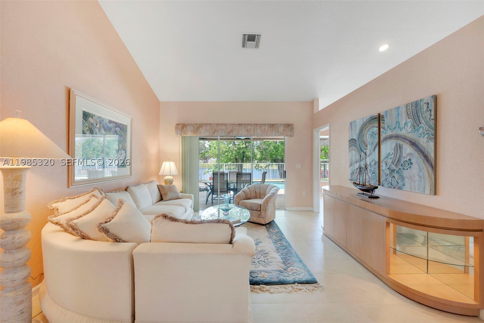 4927 NW 67th Ave, Lauderhill FL 33319