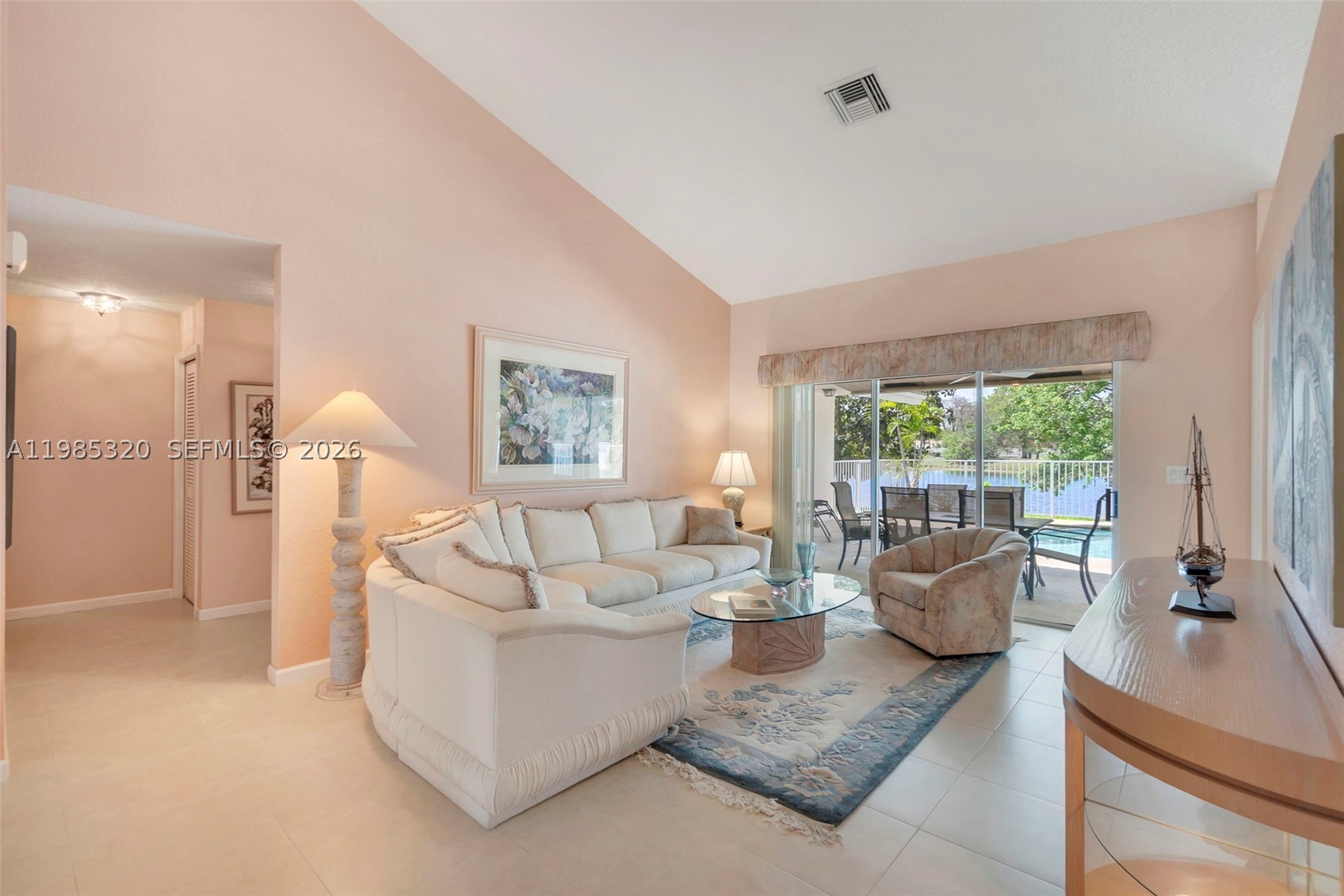 4927 NW 67th Ave, Lauderhill FL 33319