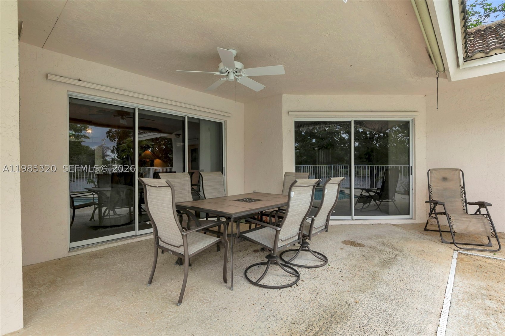 4927 NW 67th Ave, Lauderhill FL 33319