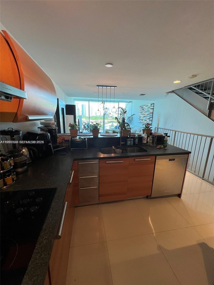 2950 NE 188th St #543, Aventura FL 33180