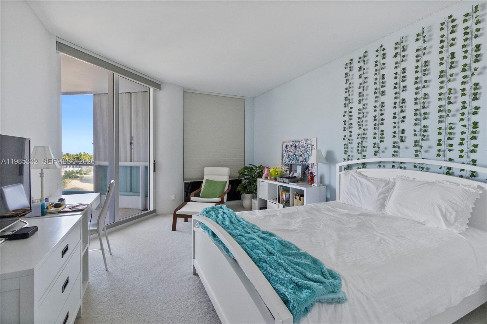21050 Point Pl #604, Aventura FL 33180