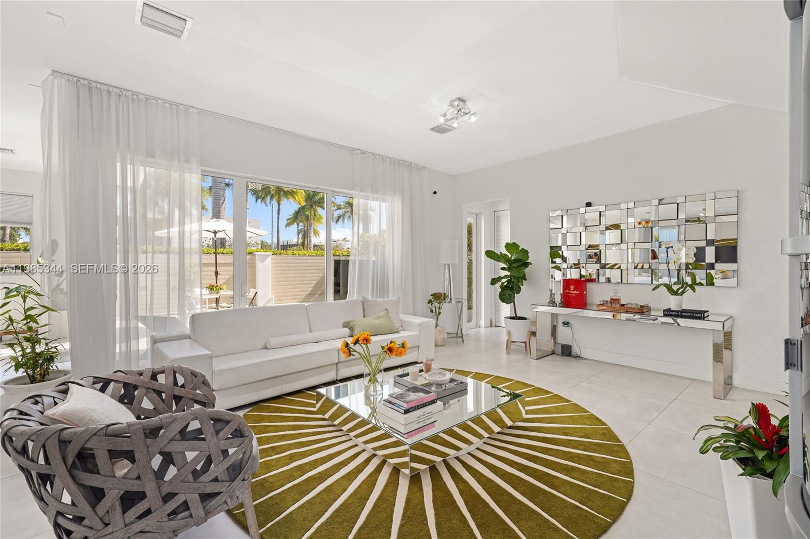 7515 NW 99th Ave, Doral FL 33178