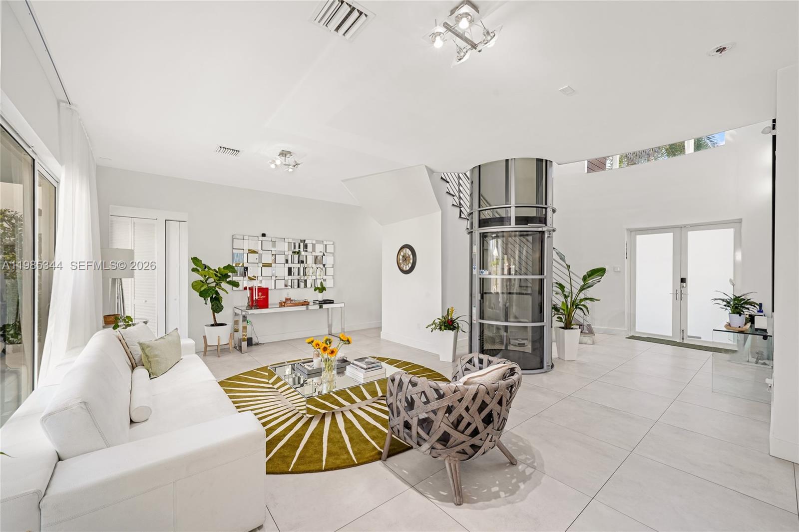 7515 NW 99th Ave, Doral FL 33178