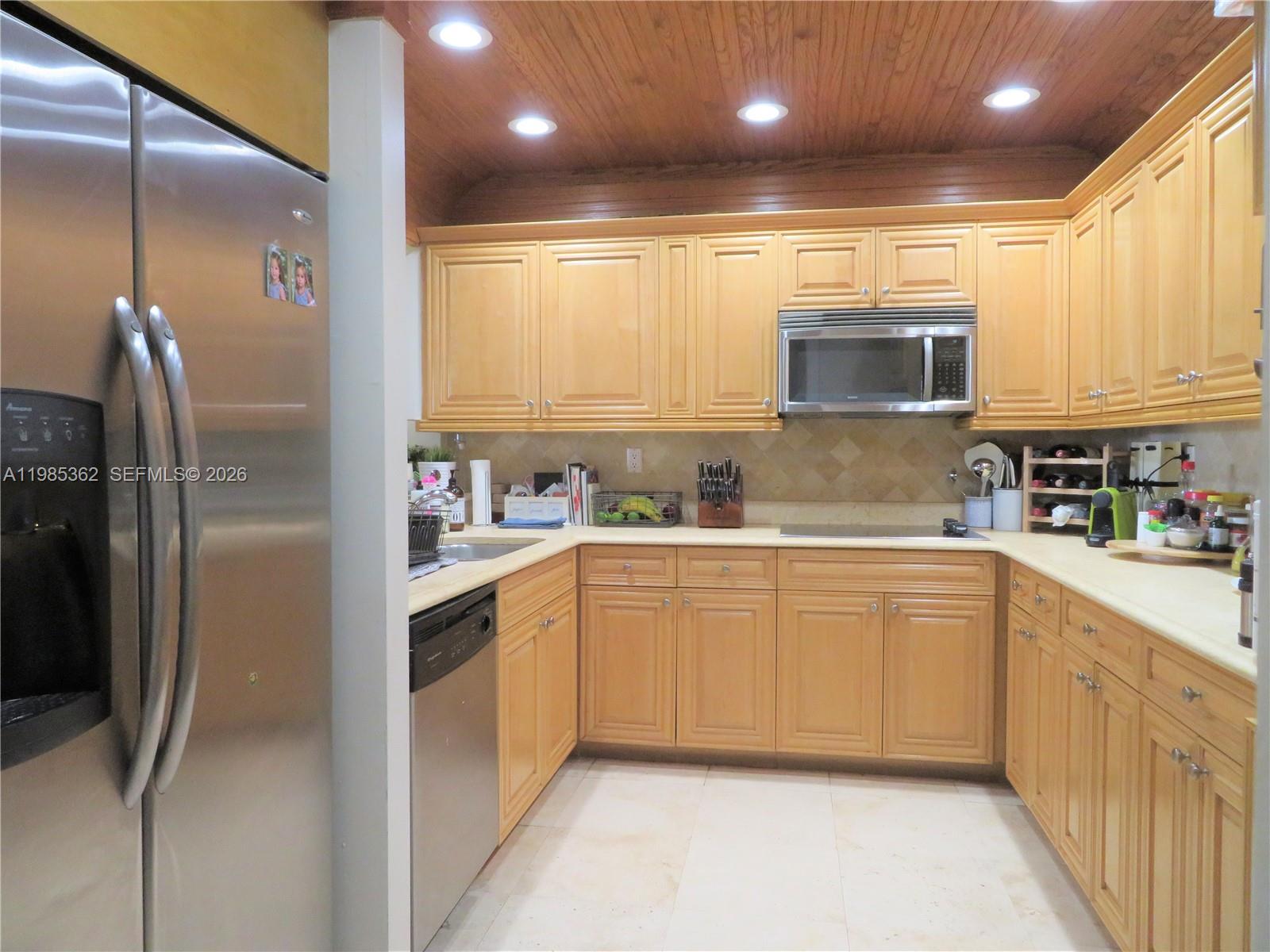 201 Crandon Blvd #1226, Key Biscayne FL 33149