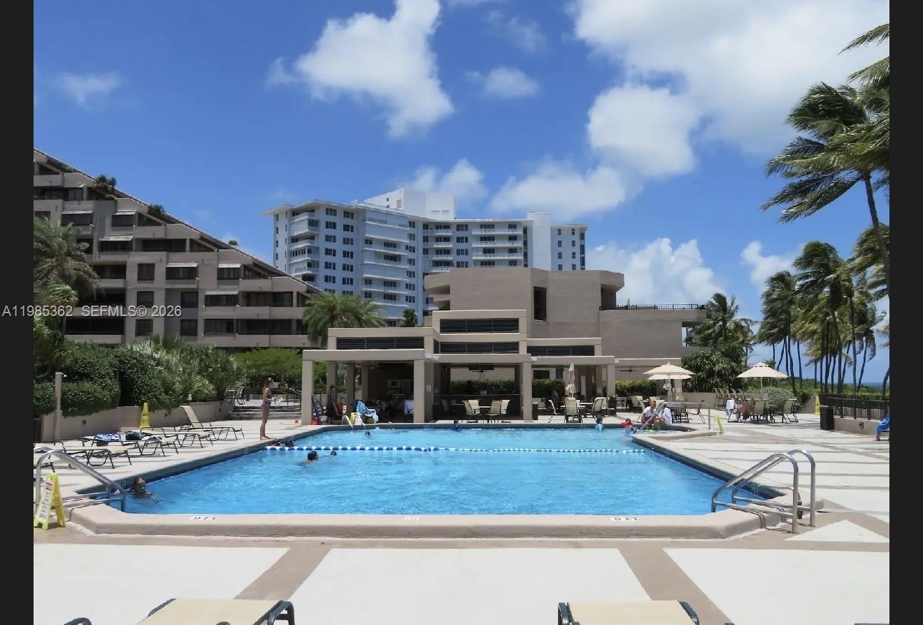 201 Crandon Blvd #1226, Key Biscayne FL 33149